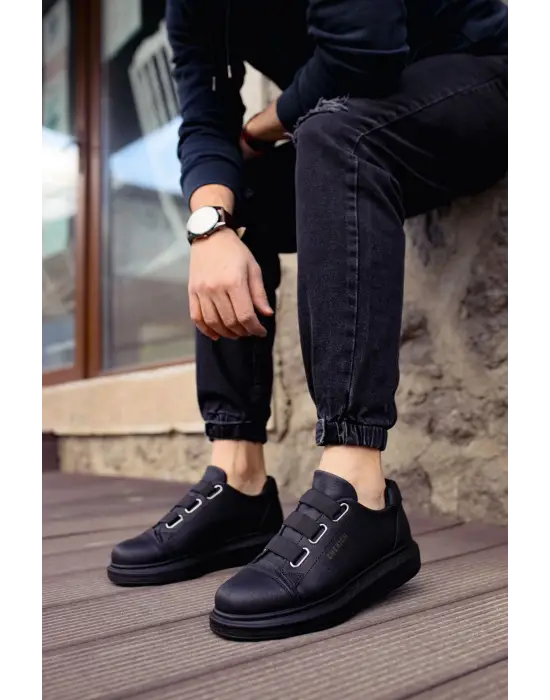 Omarı Yansımayı Kes, Stilini Parlat! Siyah Erkek Ayakkabı