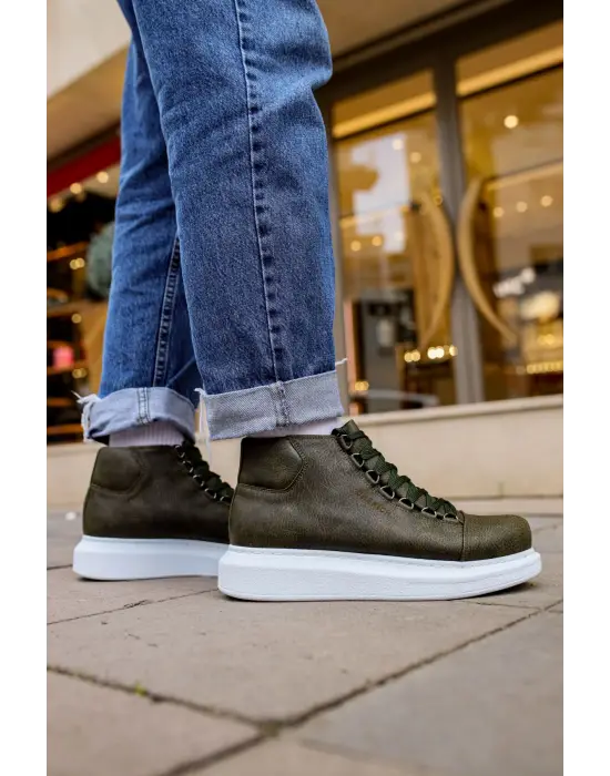 Modern Roma Erkek Bot