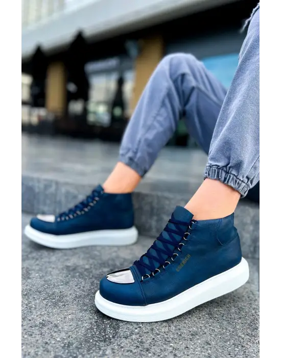 Etkileyici Erkek Bot