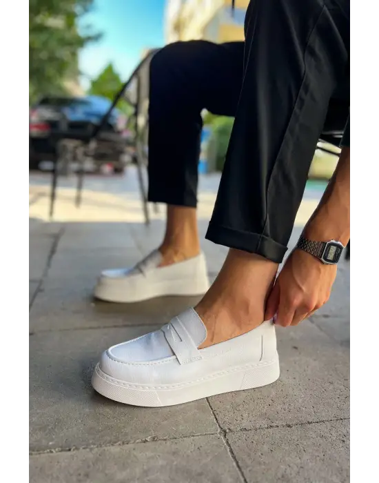 Omarı Sporcu Tasarımı Beyaz Erkek Ayakkabı