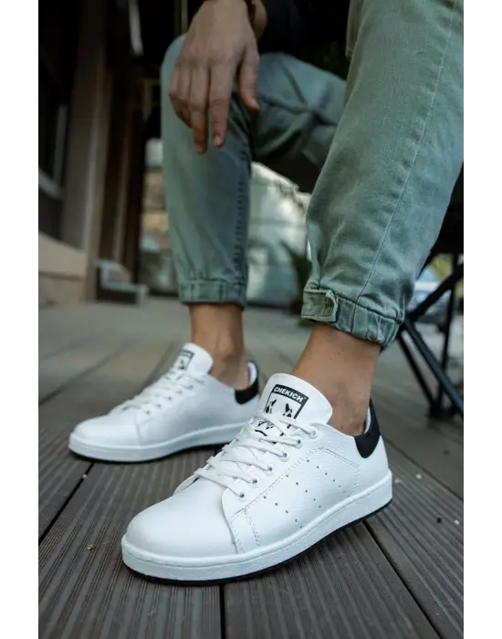 Omarı Hafif ve Dayanıklı Tenis Ayakkabısı Beyaz/Siyah