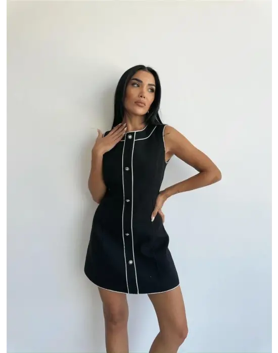 CHANEL KUMAŞ KISA ÖNDEN DÜĞMELİ ELBİSE - Siyah