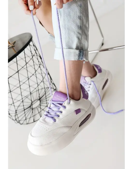 Spor Ayakkabı Detaylı Bağcıklı