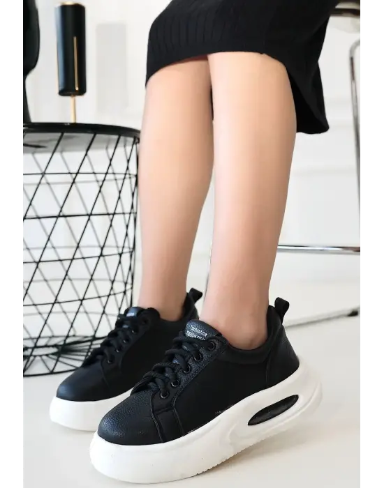 Chris Siyah Cilt Bağcıklı Spor Ayakkabı