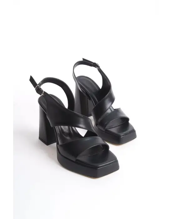 Cica Siyah Cilt Topuklu Ayakkabı