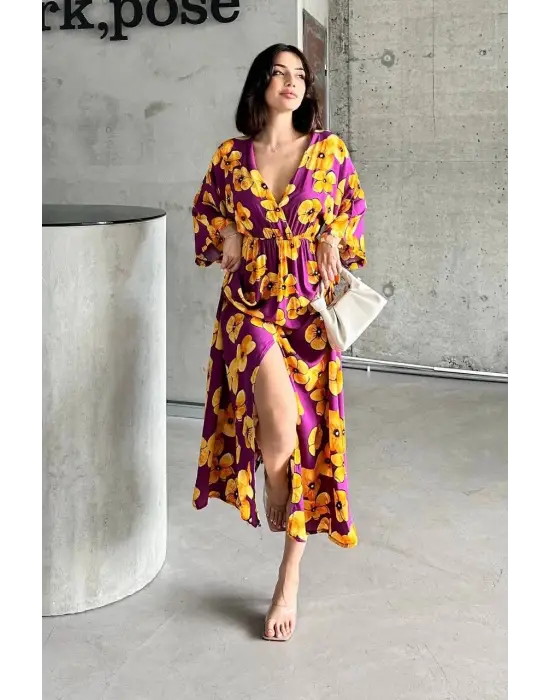 Omarı Çiçek Desenli Şık Elbise Modelleri