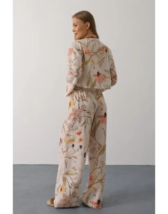 Omarı Çiçek Desenli Ön Bağlamalı Pantolon Takım