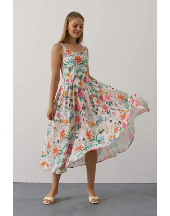 Omarı Pembe Çiçek Desenli Askılı Elbise