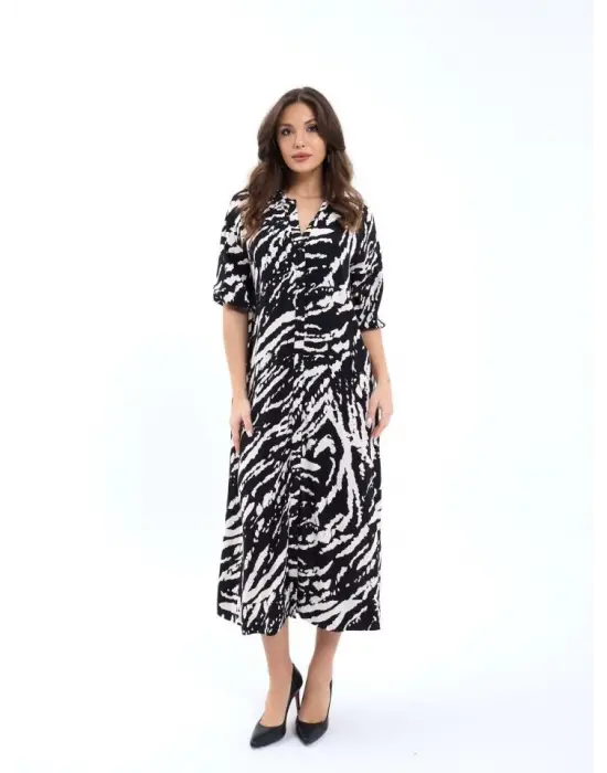 Omarı Çiçek Desenli Yaz Elbisesi