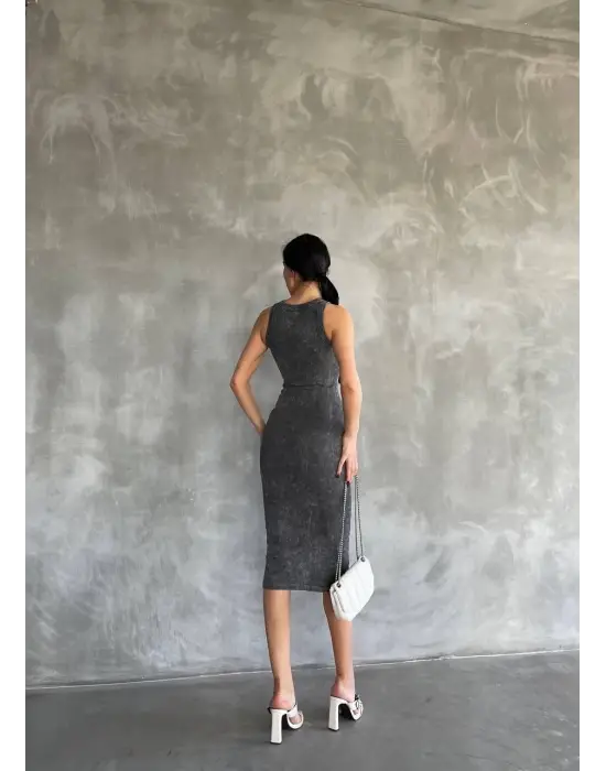 Omarı Şık Halter Yaka Elbise % Aşit Yıkamalı