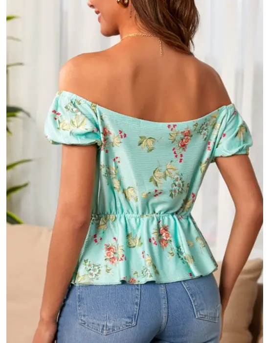 Omarı Çiçek Desenli Düğme Detaylı Kadın Kısa Kollu Bluz