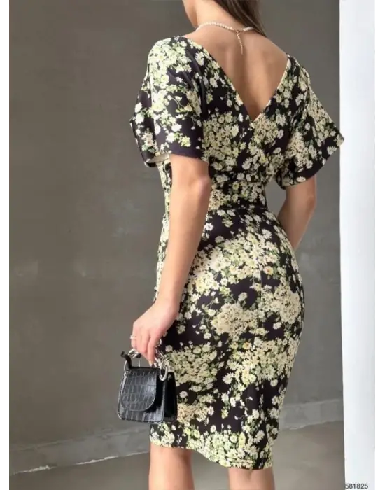 Omarı Çiçek Desenli V Yaka Kalem Elbise