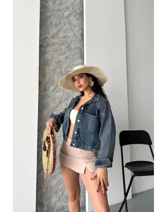 Çift cepli kol katlamalı kar yıkama crop kot ceket kahve tint d2000