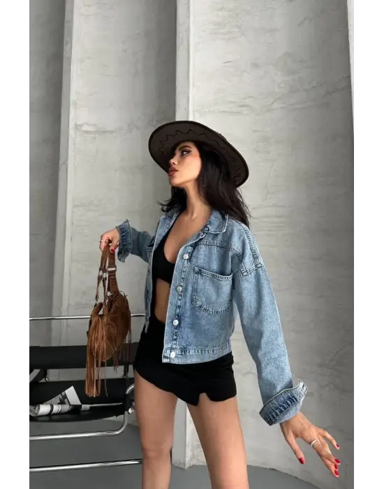 Çift cepli kol katlamalı kar yıkama  crop kot ceket mavi d2000