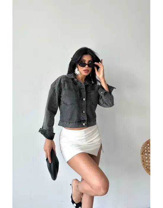 Çift cepli kol katlamalı süper taş enzim yıkama crop kot ceket füme d2000