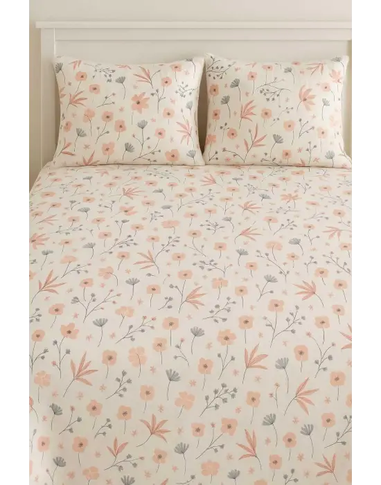 Omarı Yumuşak ve Hafif Çift Kişilik Pike Yorganı