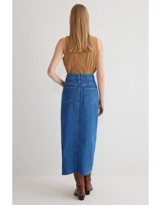 Omarı Çift Yırtmaçlı Kot Etek - Modern ve Şık Tasarım