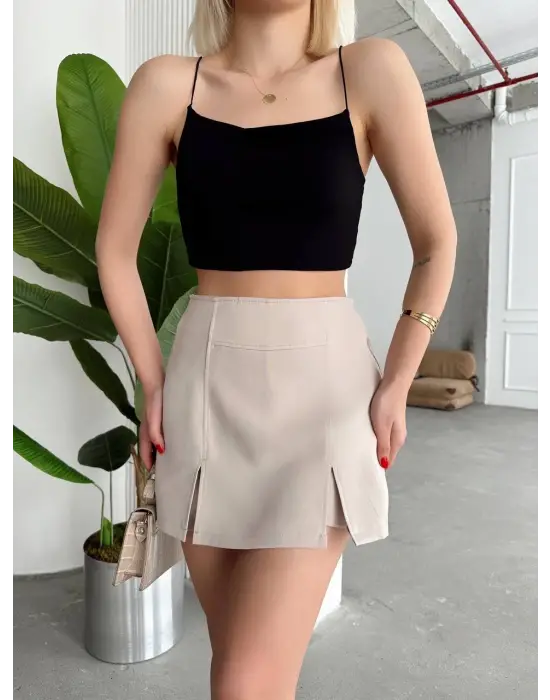 Omarı Çift Yırtma Detaylı Şort Etek