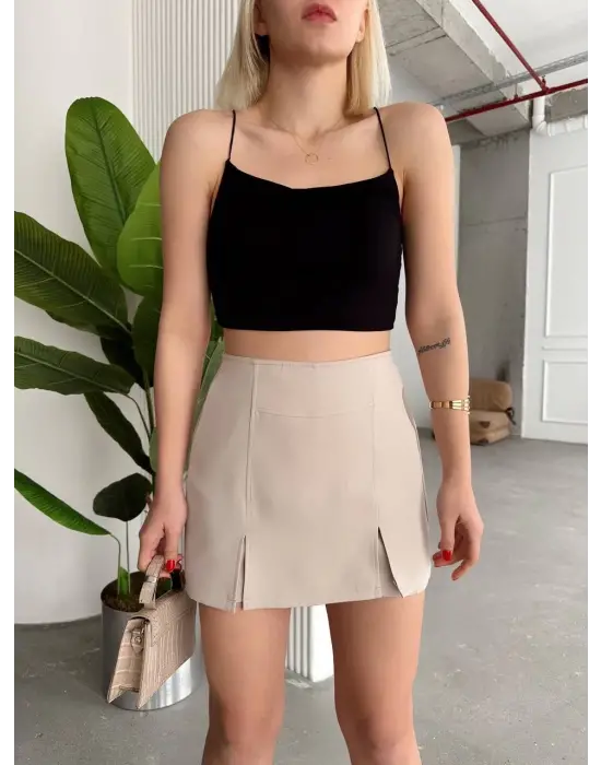 Omarı Çift Yırtma Detaylı Şort Etek