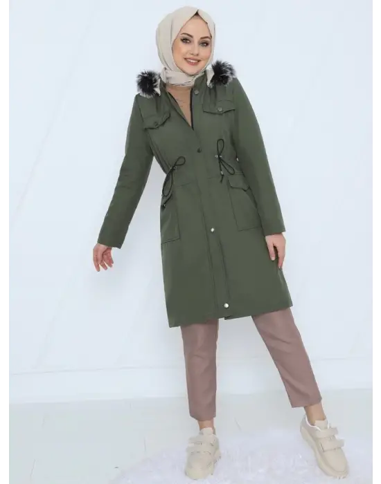 Omarı Şık Kapüşonlu Kısa Kaban - Haki