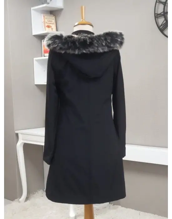 Çıkma Kapşonlu Çıtçıtlı Cepli Kısa Kaban -Siyah