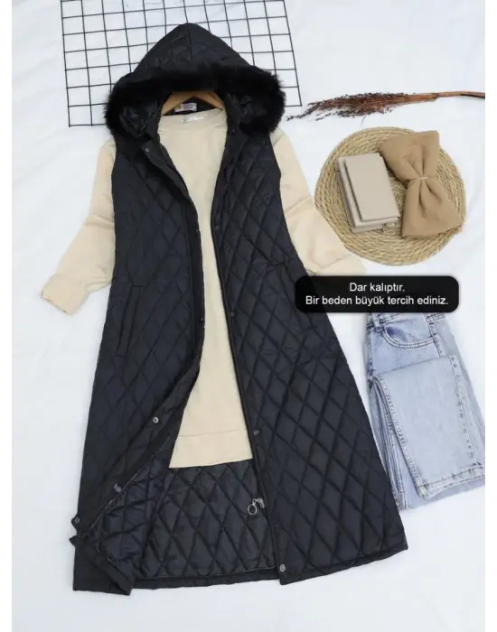 Çıkma Kapşonlu Kapitone Uzun Yelek -Siyah