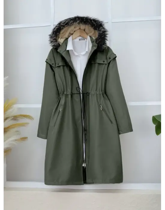 Çıkma Kapşonlu Yıldız Metal Detaylı Kaban -Haki