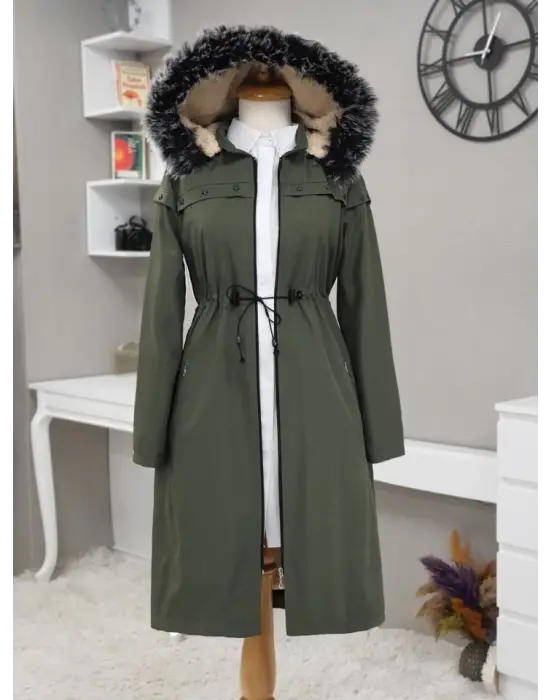 Çıkma Kapşonlu Yıldız Metal Detaylı Kaban -Haki