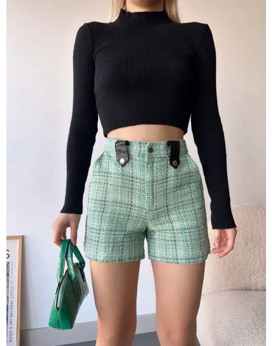 Çıtçıtlı siyah köprü tüvit şort yeşil