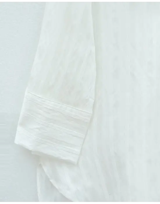 Çizgi Desen Oval Kesim Krinkıl Gömlek -Beyaz