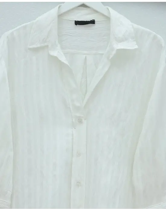 Çizgi Desen Oval Kesim Krinkıl Gömlek -Beyaz