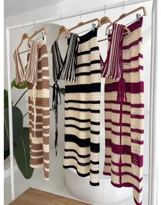 Omarı Çizgili Bikini Takımı