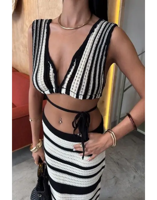 Omarı Çizgili Bikini Takımı