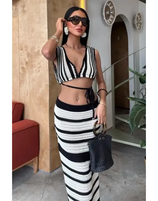 Omarı Çizgili Bikini Takımı