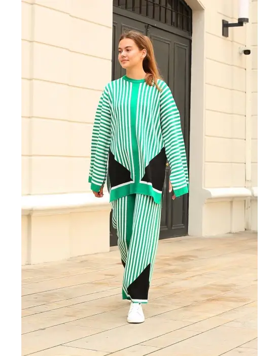 Çizgili bisiklet yaka triko takım Yeşil