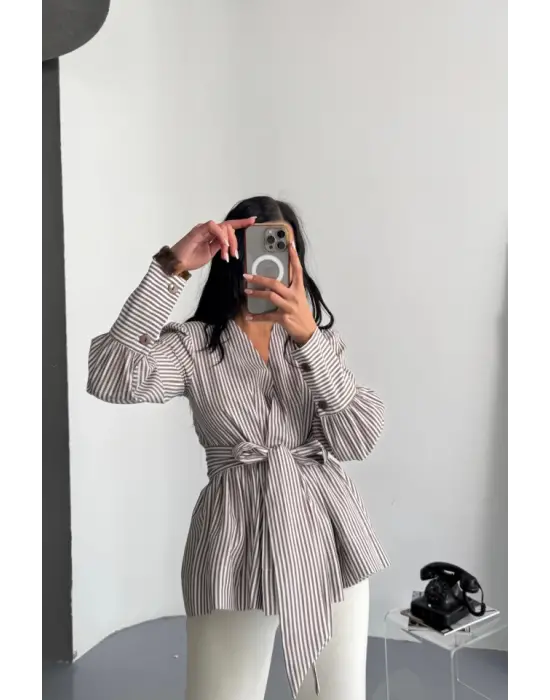 Omarı Çizgili Detaylı Kruvaze Poplin Gömlek - Kahverengi