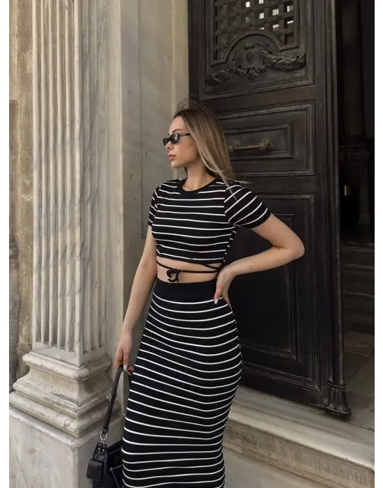 Çizgili etekli takım siyah s3609