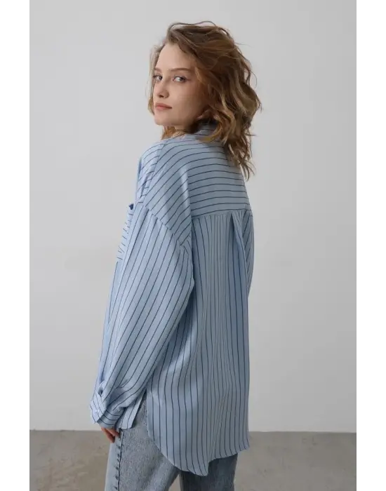Omarı Rahat ve Şık Çizgili Gömlek - Bebe Mavisi