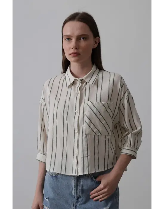 Omarı Çizgili Kısa Gömlek - Trendy ve Rahat