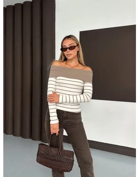 Çizgili madonna yaka kaşkorse bluz bej a844