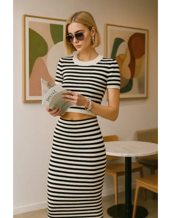 Çizgili Midi Dokulu Etek