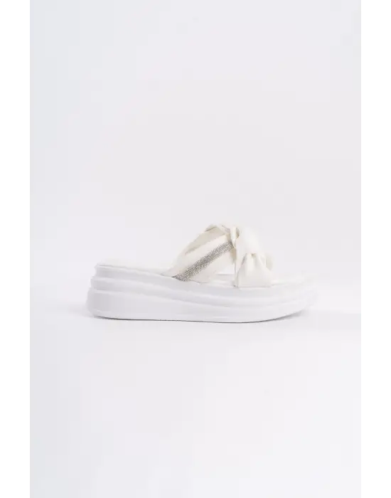 Trend Kalın Tabanlı Bayan Terlik