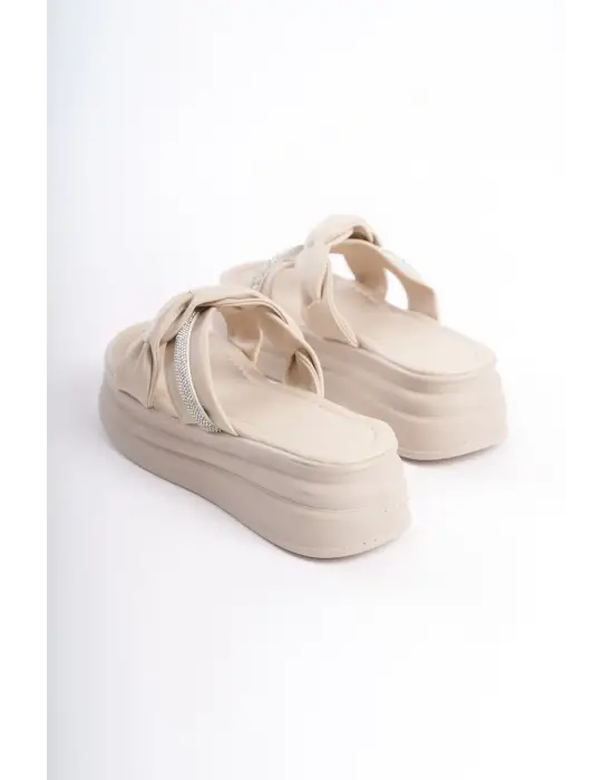 Zarif Kurdele Desenli Kalın Tabanlı Bayan Terlik