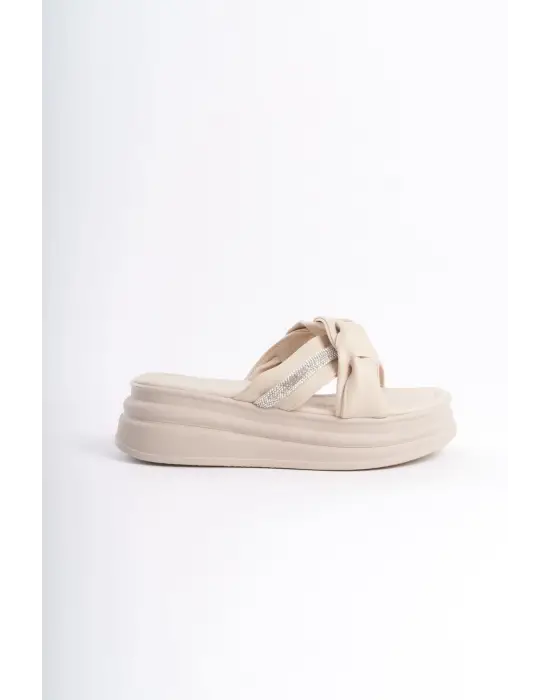 Zarif Kurdele Desenli Kalın Tabanlı Bayan Terlik