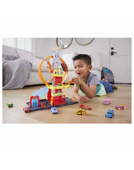 Omarı Eğlenceli Çember Pistli İtfaiye İstasyonu