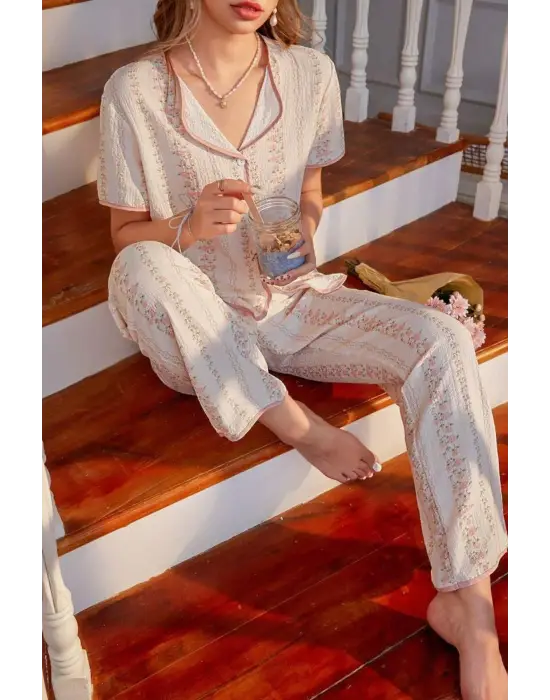 Omarı Zarif Çok Renkli Fransız Esintisi Pijama Takımı