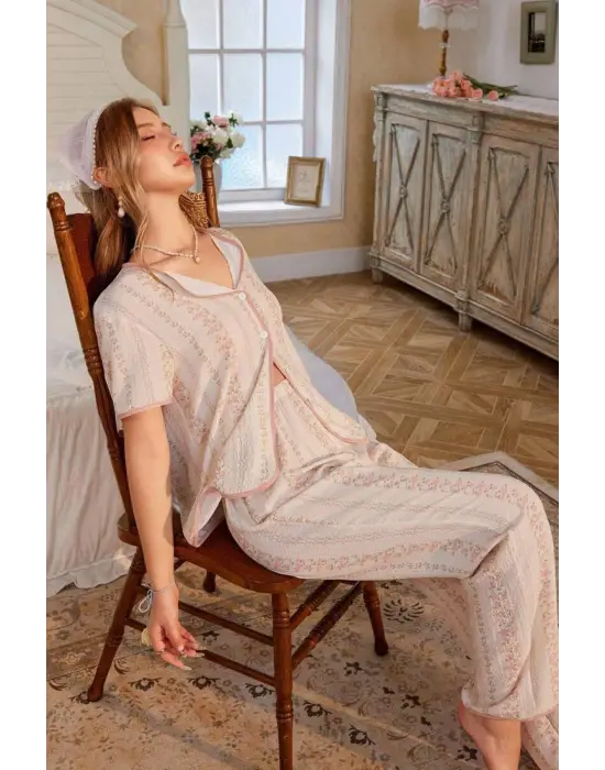 Omarı Zarif Çok Renkli Fransız Esintisi Pijama Takımı