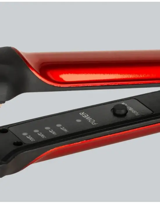 Çok Yönlü Kullanım Sunan Saç Düzleştirici – Düzleştirici Ve Hacim Verici