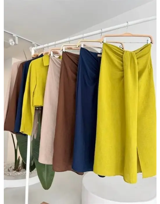 Omarı Büyüleyici Crop Gömlek ve Eteği Takımı