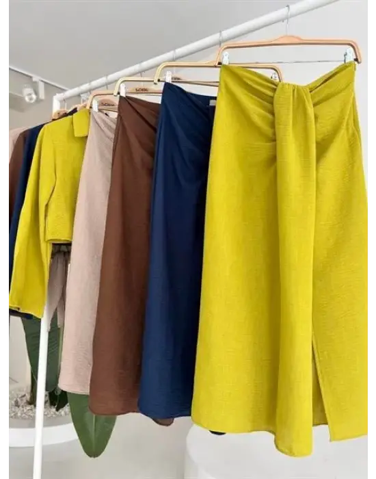 Omarı Büyüleyici Crop Gömlek ve Eteği Takımı